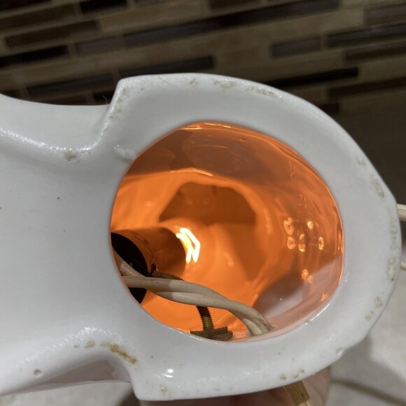 Vintage Cat Kitten in Shoe Light Up Figurine Hand Crafted Ceramic 7" Gray 1975 - Picture 10 of 14